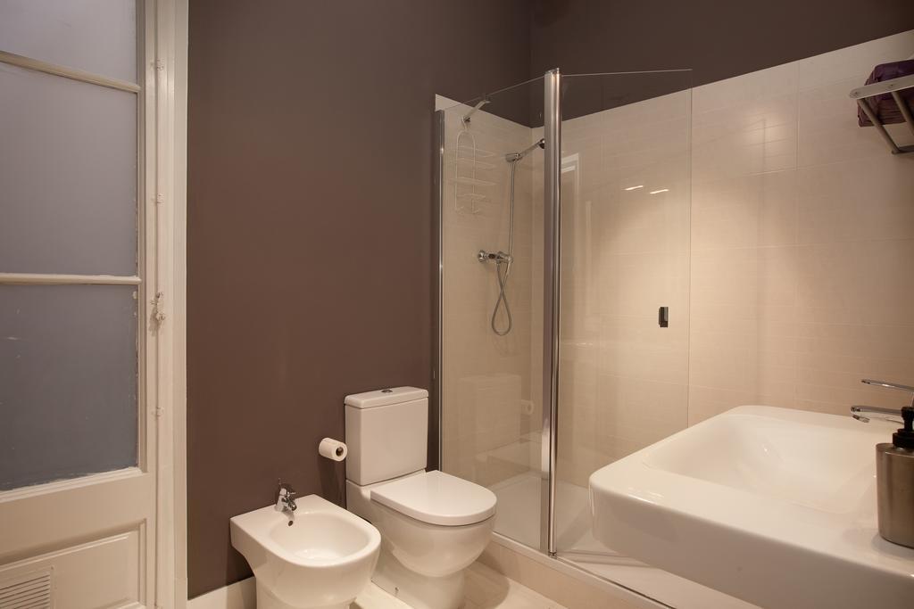 Enjoy Apartments Sofia Βαρκελώνη Δωμάτιο φωτογραφία